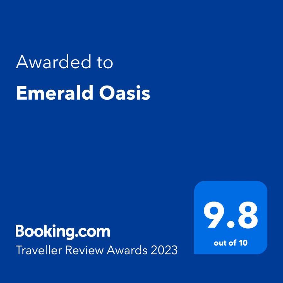 Emerald Oasis Bukarest Kültér fotó